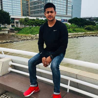 Hravi