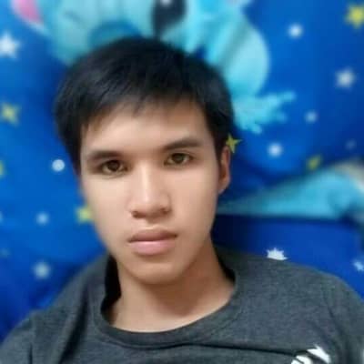 มี่นา
