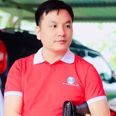 Dr Mark