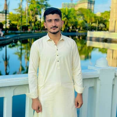 Skkhan